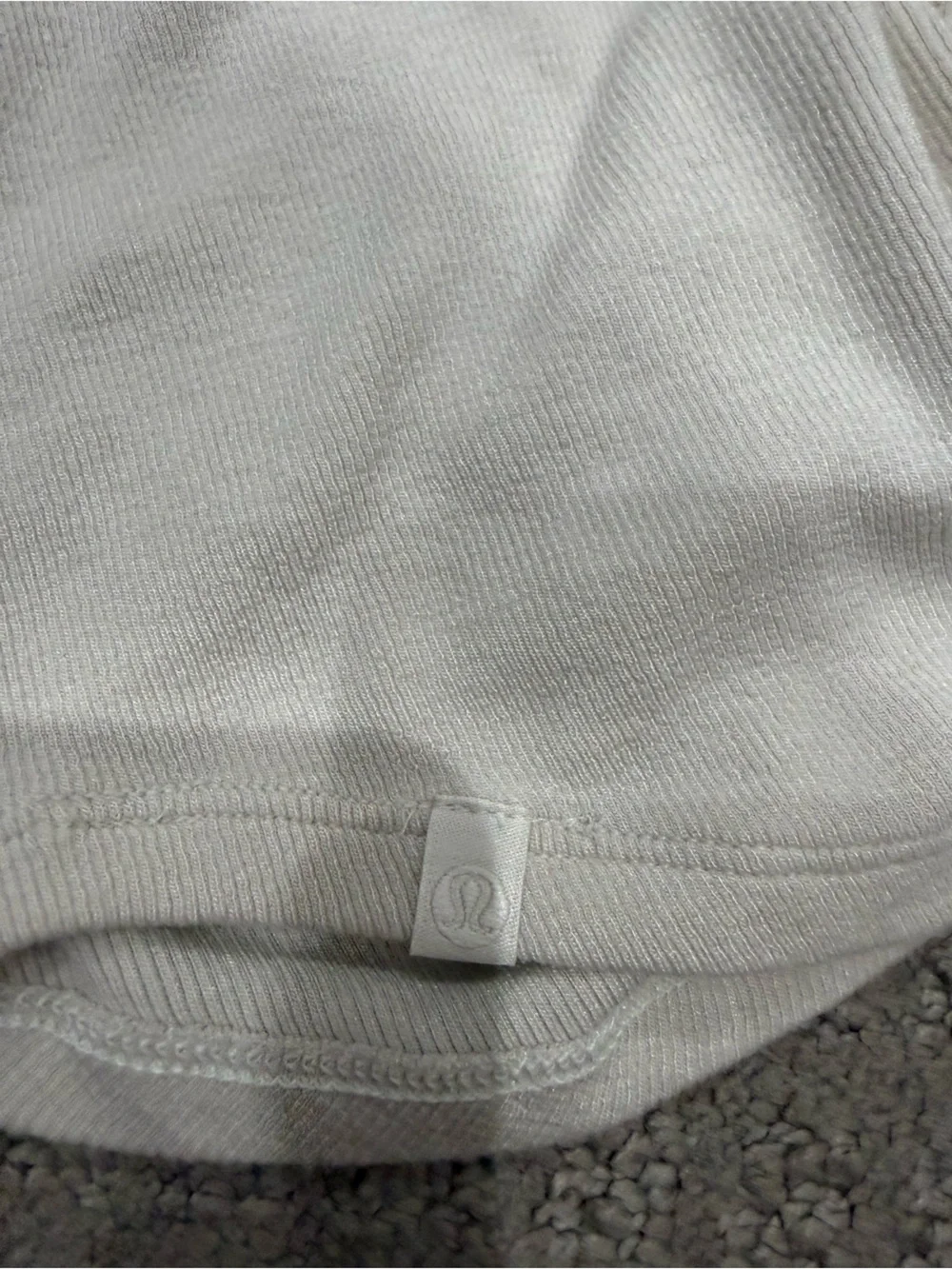 lululemon hold tight ribbed short Sleeve shirt Light Beige size Small